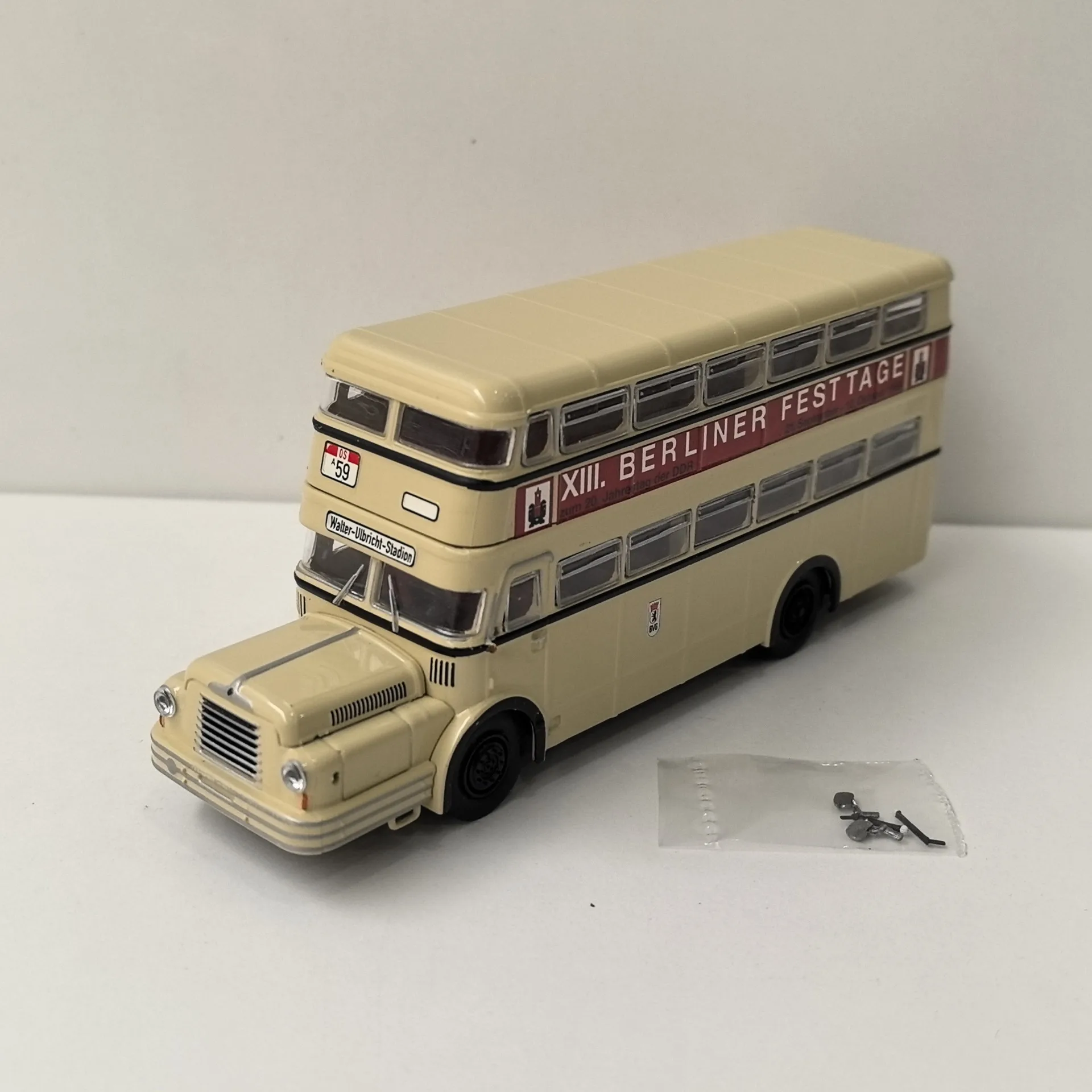 

Diecast BREKINA 1/87 Scale HO IFA DO 56 Plastic Material Car Model Collectible Toy Gift Souvenir Display Ornament