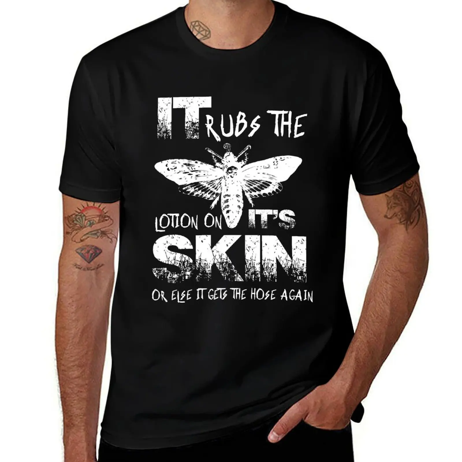 

It Rubs The Lotion On Its Skin T-Shirt luxury clothing labubu valentines boutique clothes T-shirts man men clothes
