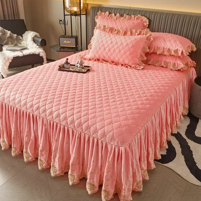 AI WINSURE-Quilted Velvet Bedspread, Embroidered Soft Bed Skirt Set, with 2 Pillow Shams, Queen and King Size, Dropshipping