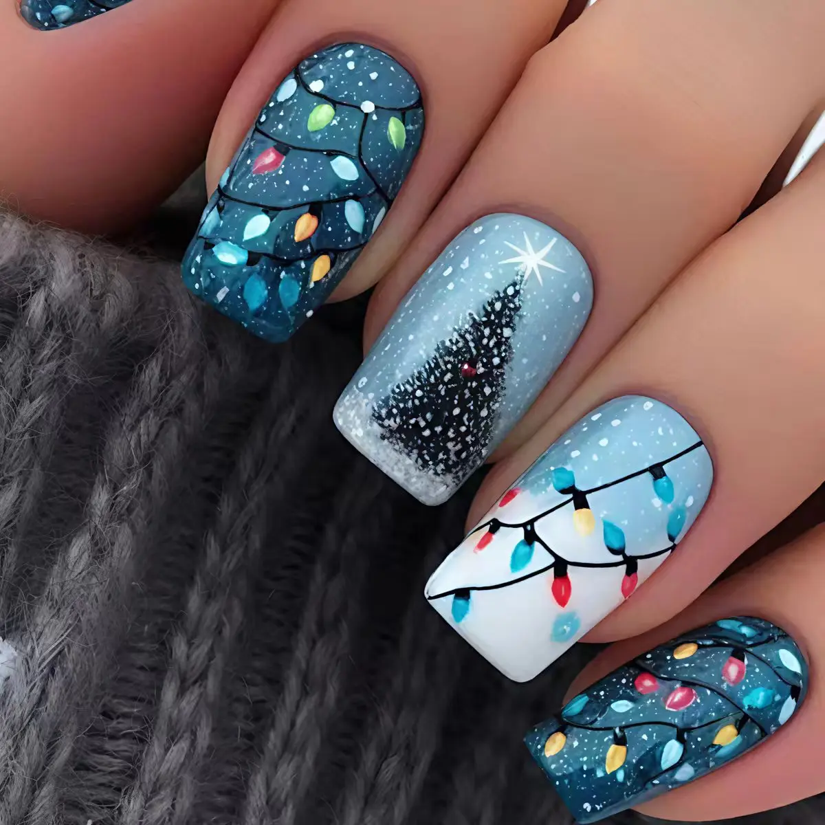 24 Stück blaue quadratische Nägel zum Aufdrücken, Europäer, Winter, Schnee, Aufdruck, künstliche Nägel für Frauen und Mädchen, tragbarer Weihnachtsbaum, falsche Nagelspitzen