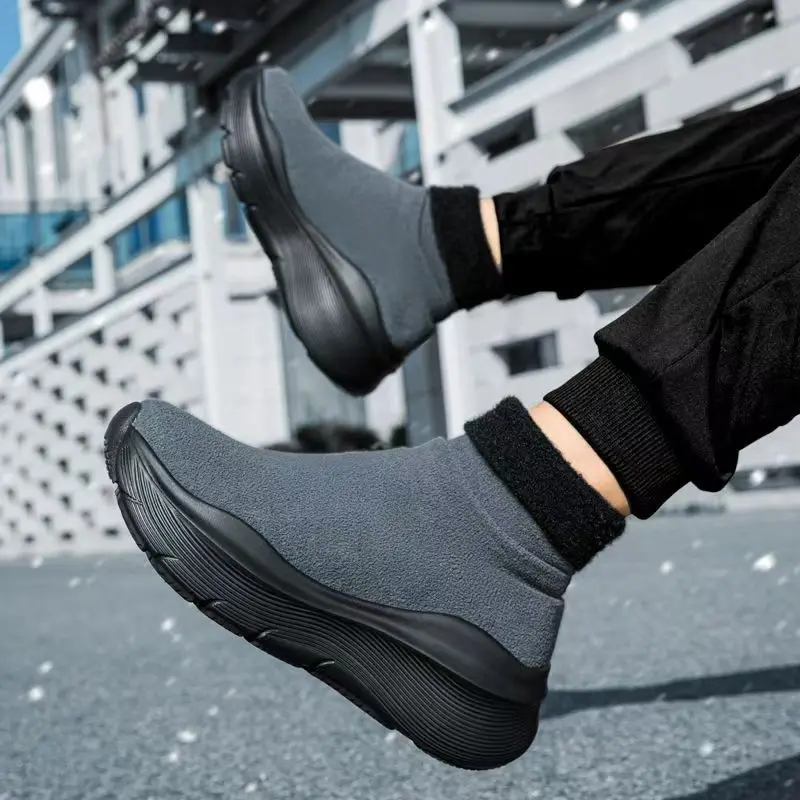 Sepatu bot kasual katun pria musim gugur-dingin 2026, hangat, tebal, cocok untuk pasangan, serbaguna, nyaman, dan ringan