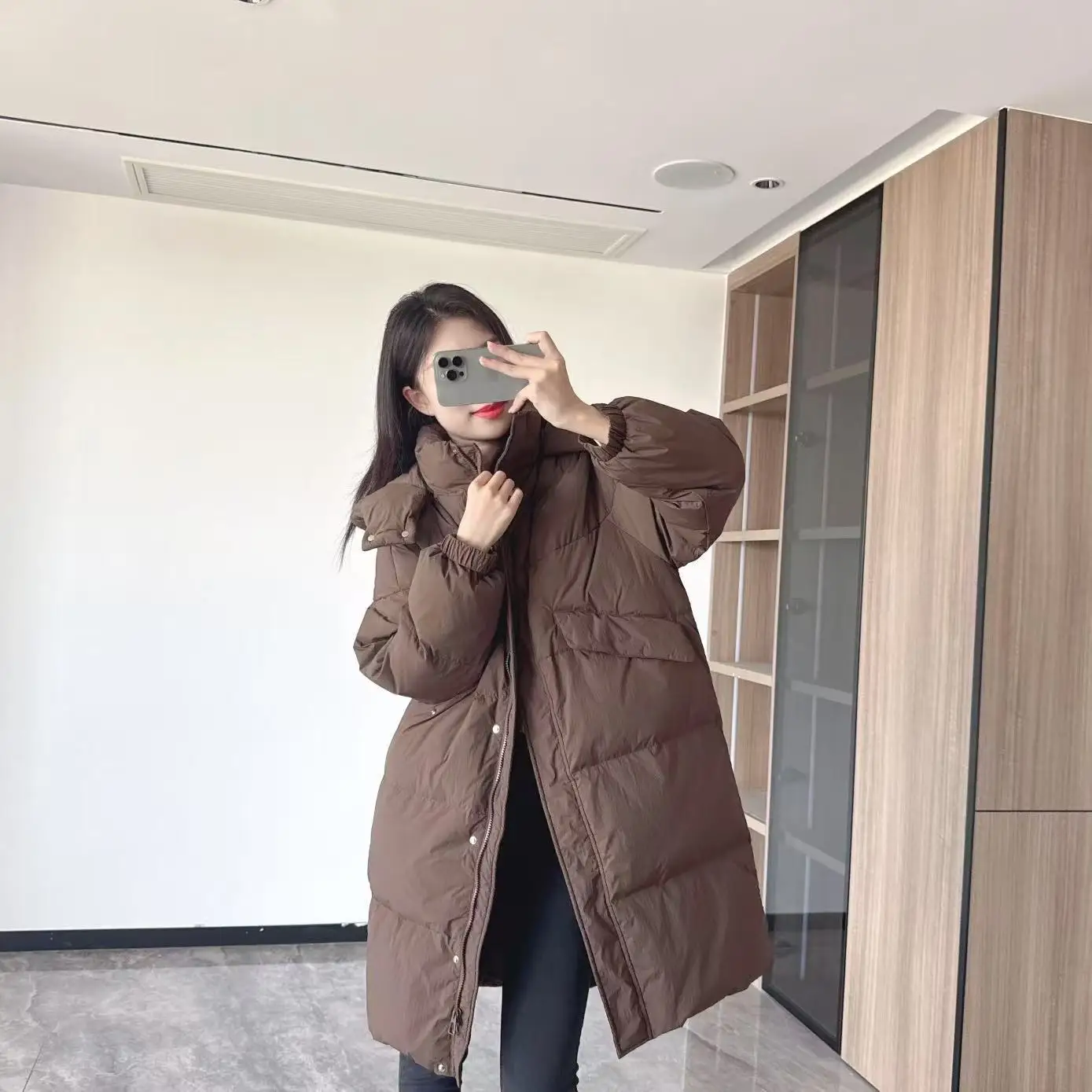 Winter Women's Down Jacket Hooded Windproof Duck Down Jacket