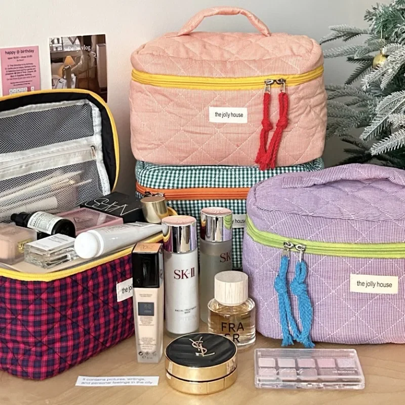 

Ladies Color Blocking Checkered Makeup Bag Womens Ins Large Capacity Makeup Brush Bag Napkin holder Lipstick holder organizer