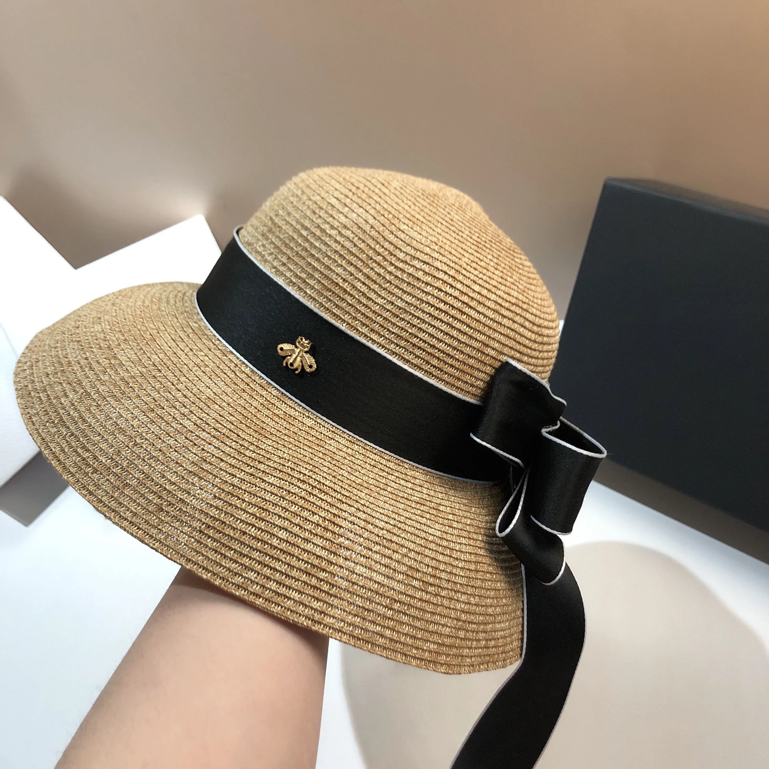 Summer high quality fine braid woven sun hat European and American French Hepburn style bow shade sun protection straw hat woman