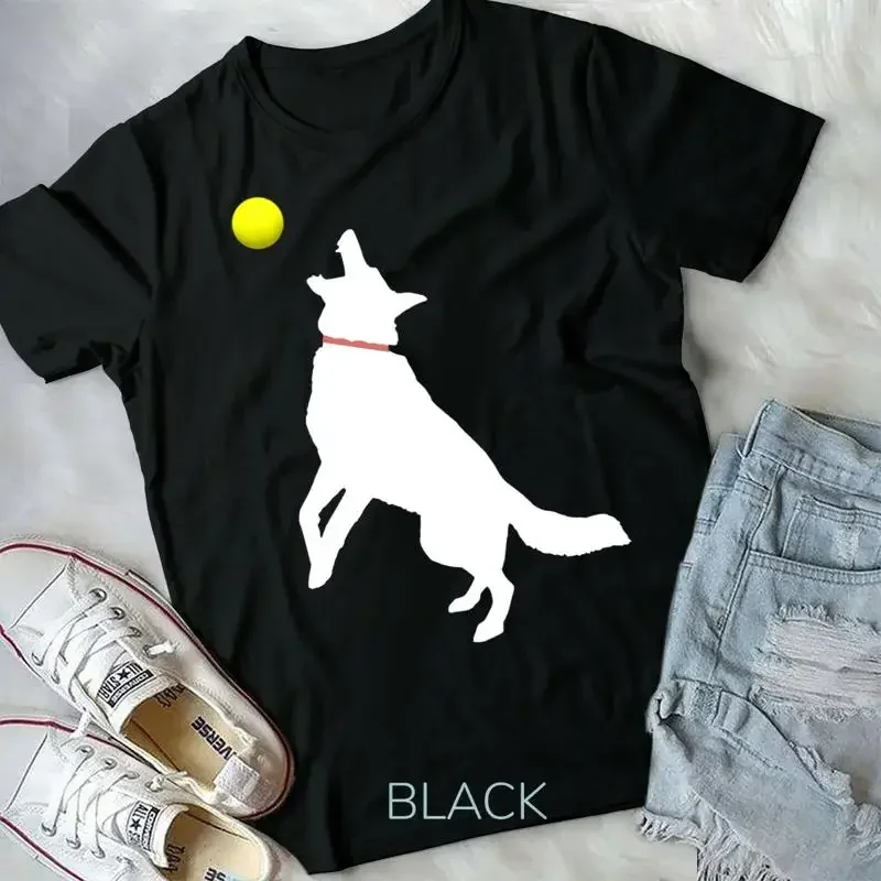 

Белая немецкая овчарка GSD Catching Желтая футболка с теннисным мячом Футболка унисекс