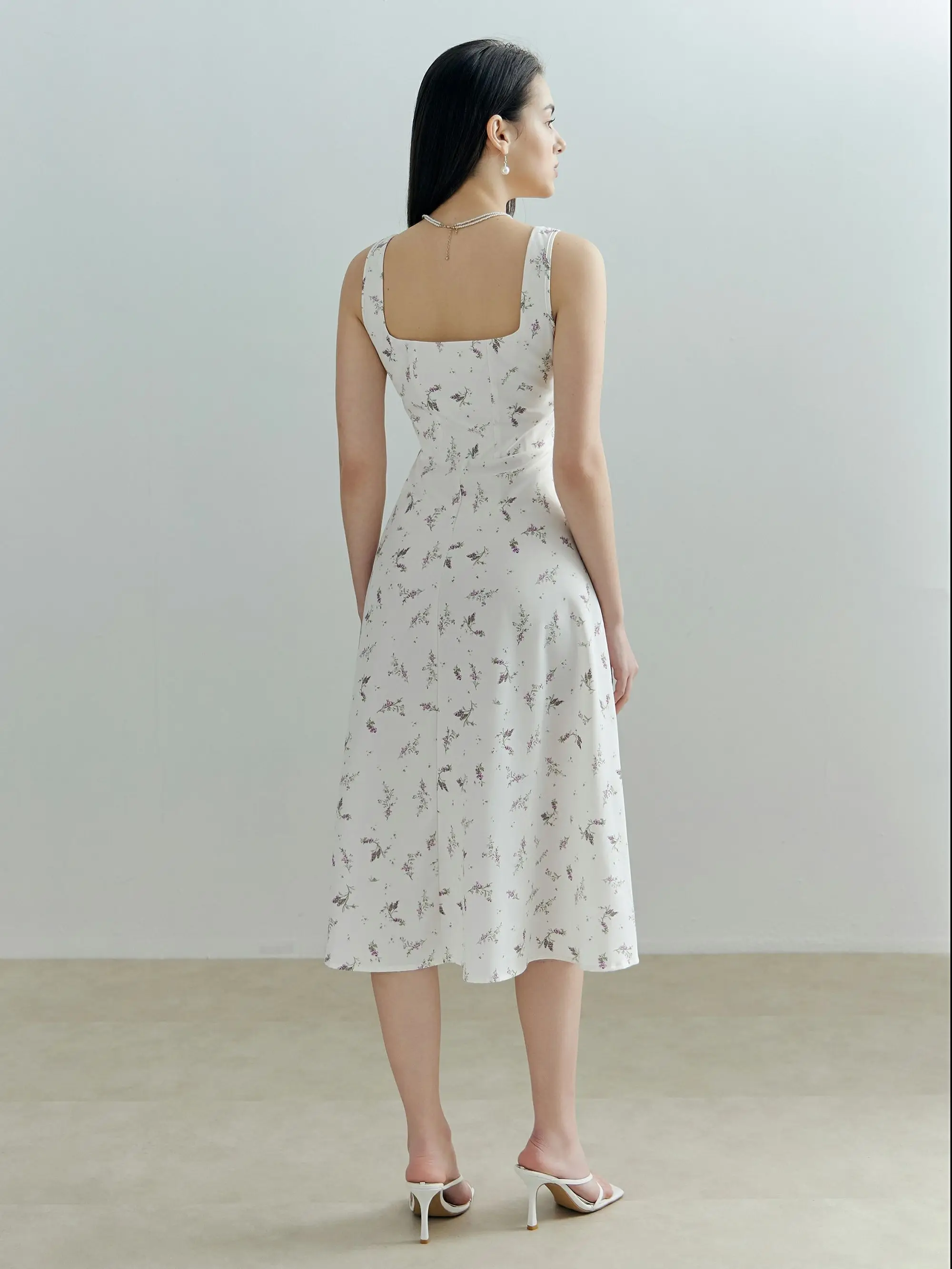 Robe d'été élégante pour femmes, imprimé Floral, blanc doux, à bretelles, épissure en dentelle, col carré, nœud papillon, robe de vacances à lacets