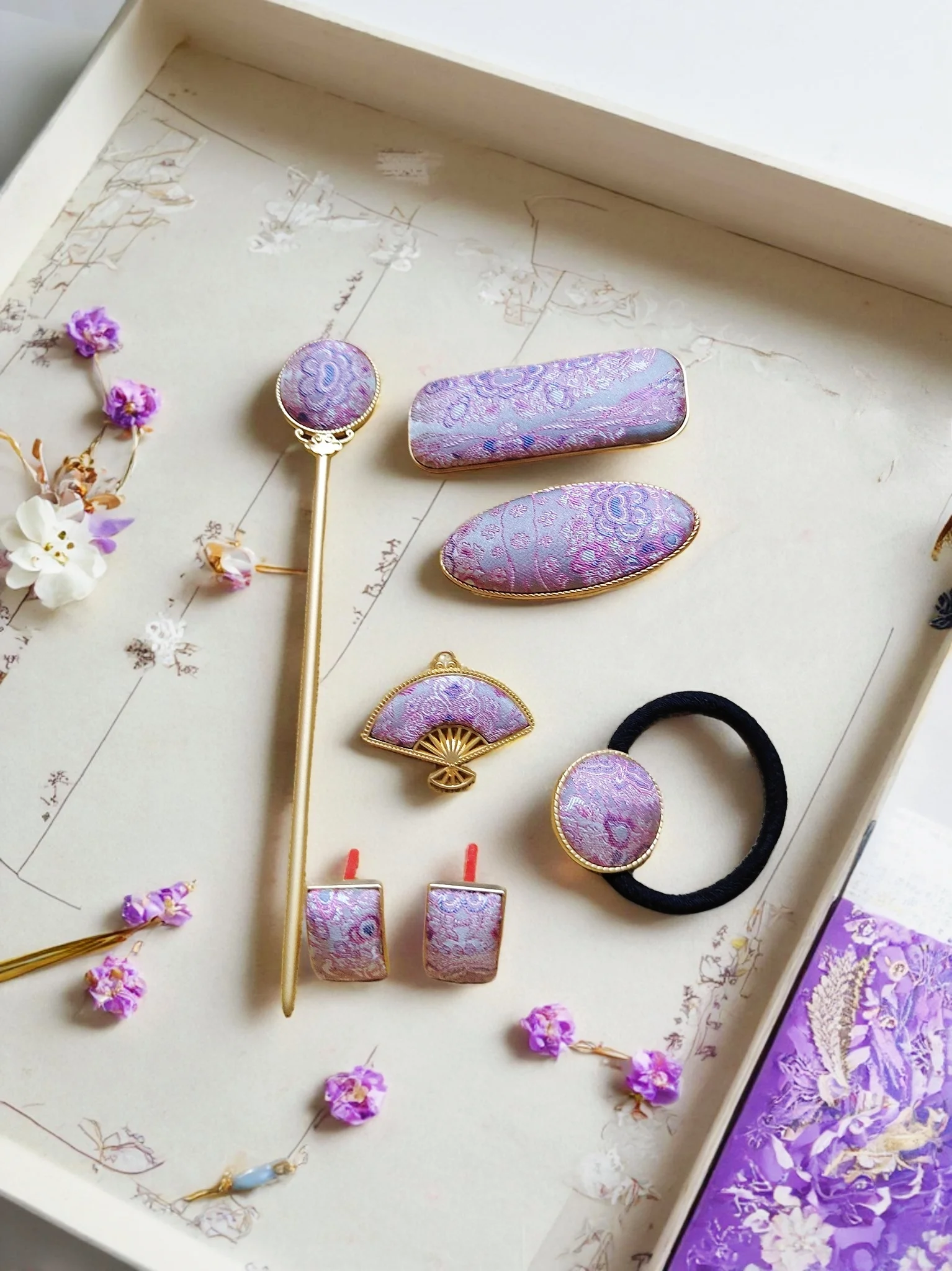 

New Chinese Style Handmade Song Jin Hair Clip Accessory Hanging Charm Hair Rope Traditional Heritage Fashion Hairband Hair Or...