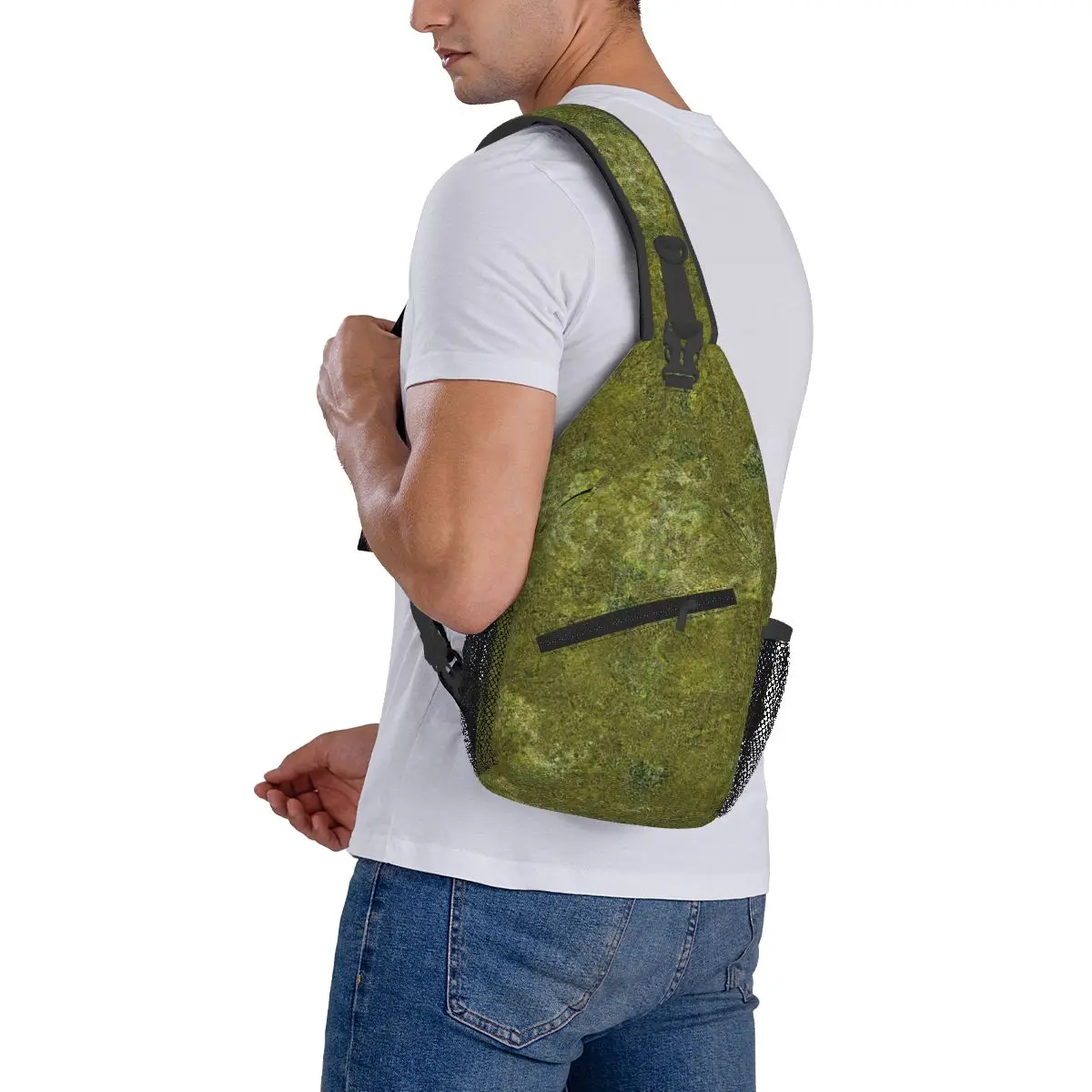 Mochila con estampado de batalla de hierba, bolso bandolera para senderismo, viaje, bolso de pecho, mochila cruzada a la moda para hombre, bolso de hombro