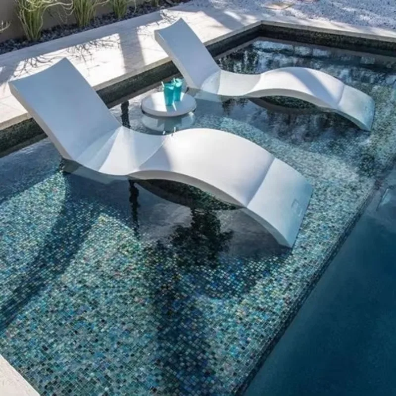 

Modern Outdoor Plastic Sun Loungers for Courtyard and Swimming Pool