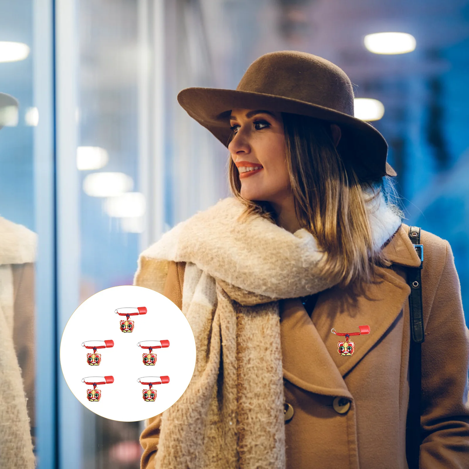 

5Pcs Safety Pin Scented Sachet for Diaper Fastening Lovely Decorative Lock Design Multi-Purpose Clothes Brooches for