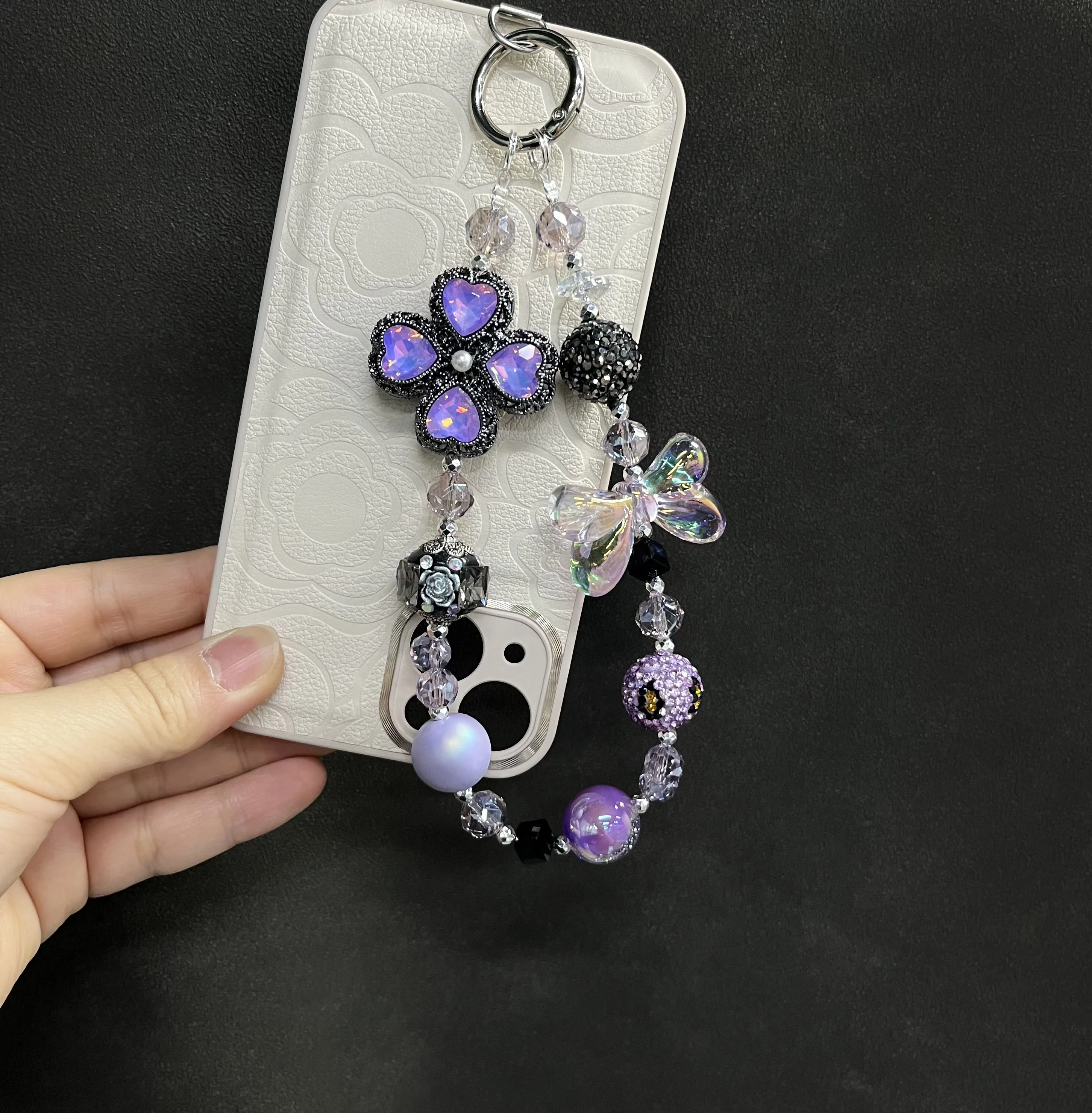 Elegant and luxurious purple clover mobile phone chain fashionable mobile phone accessories phone charm phone strap gift for her