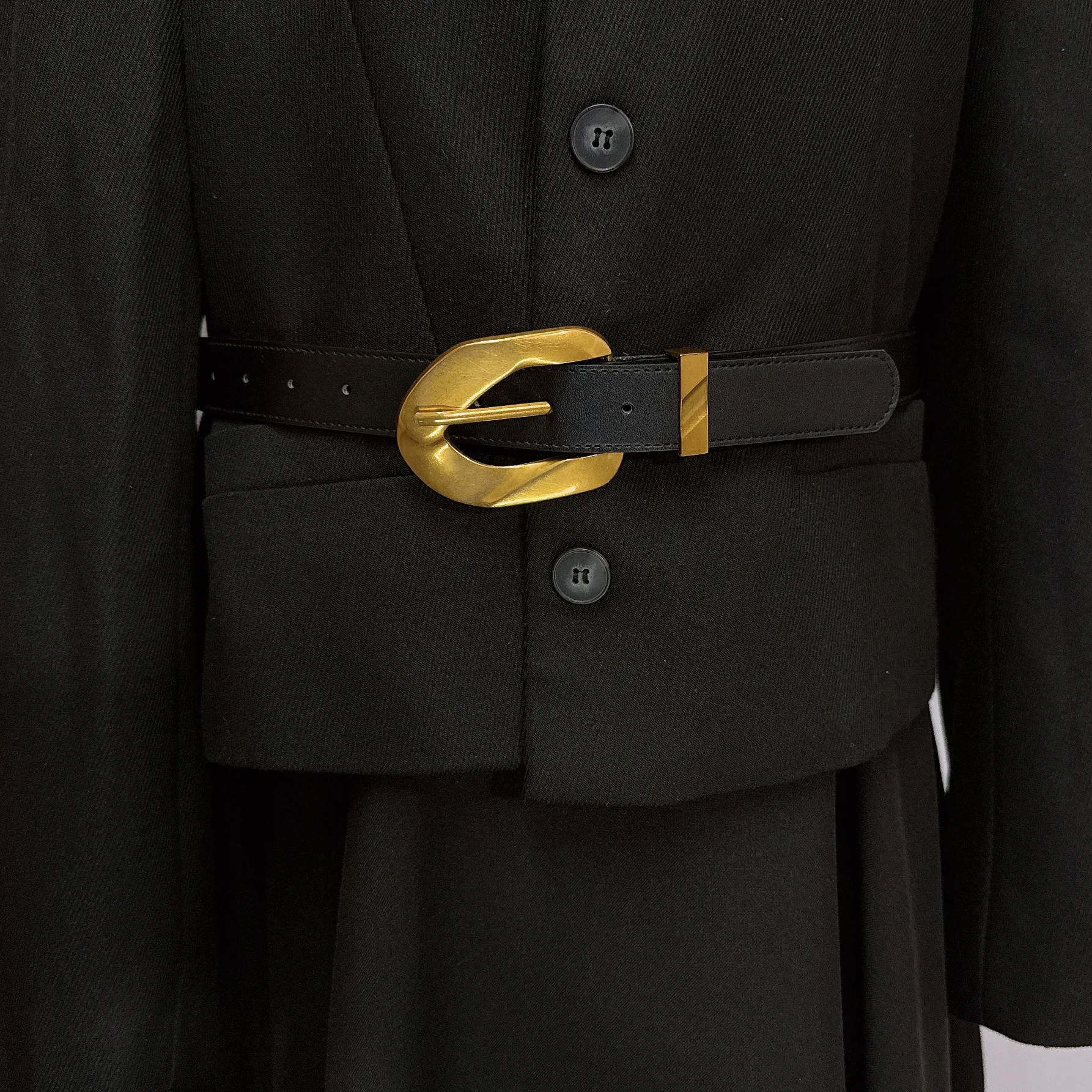 Дизайнерские ремни для женщин, высокое качество, роскошный Y2K, женский пояс, черный кожаный пояс, джинсы для девочек, пояс-корсет в стиле панк, готический