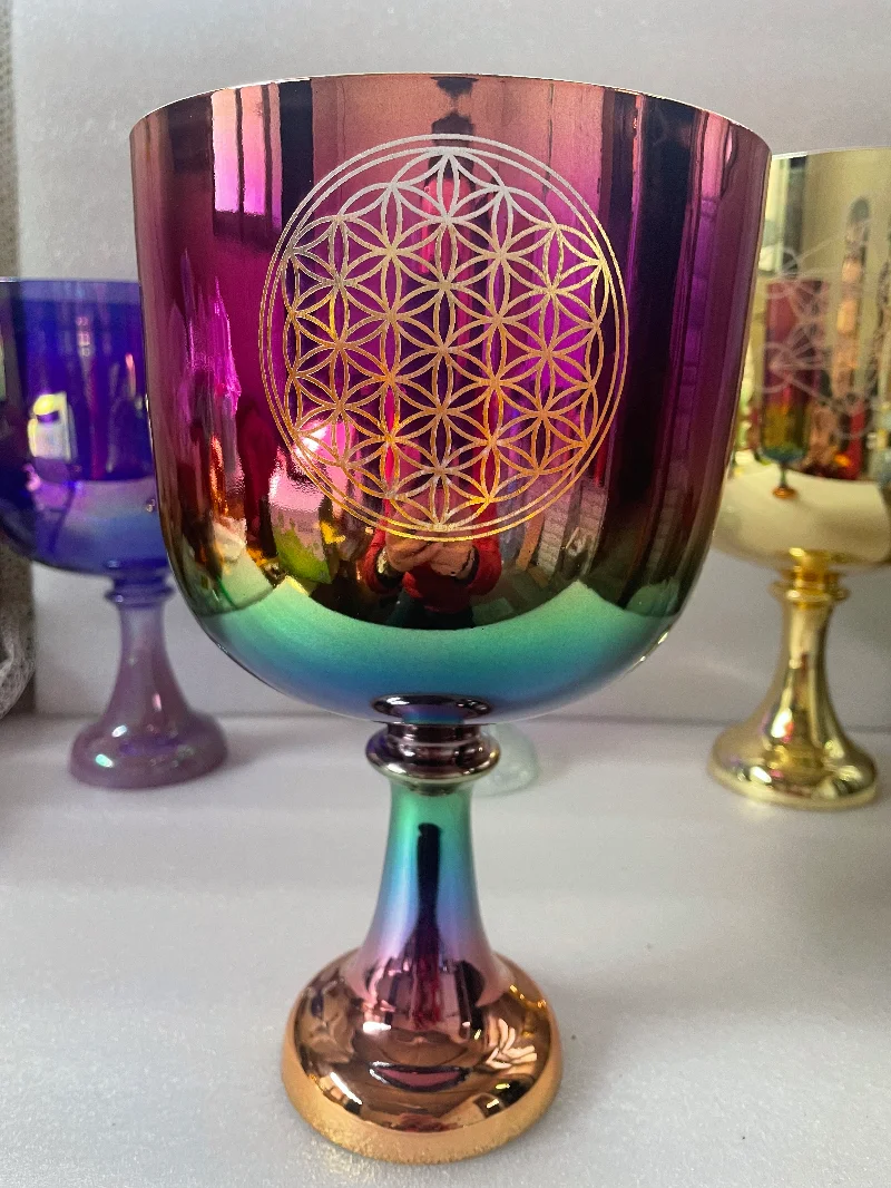 Crystal singing chalice/grail mixed shinny chakra colors 3rd ocatve B note crown chakra for sound healing