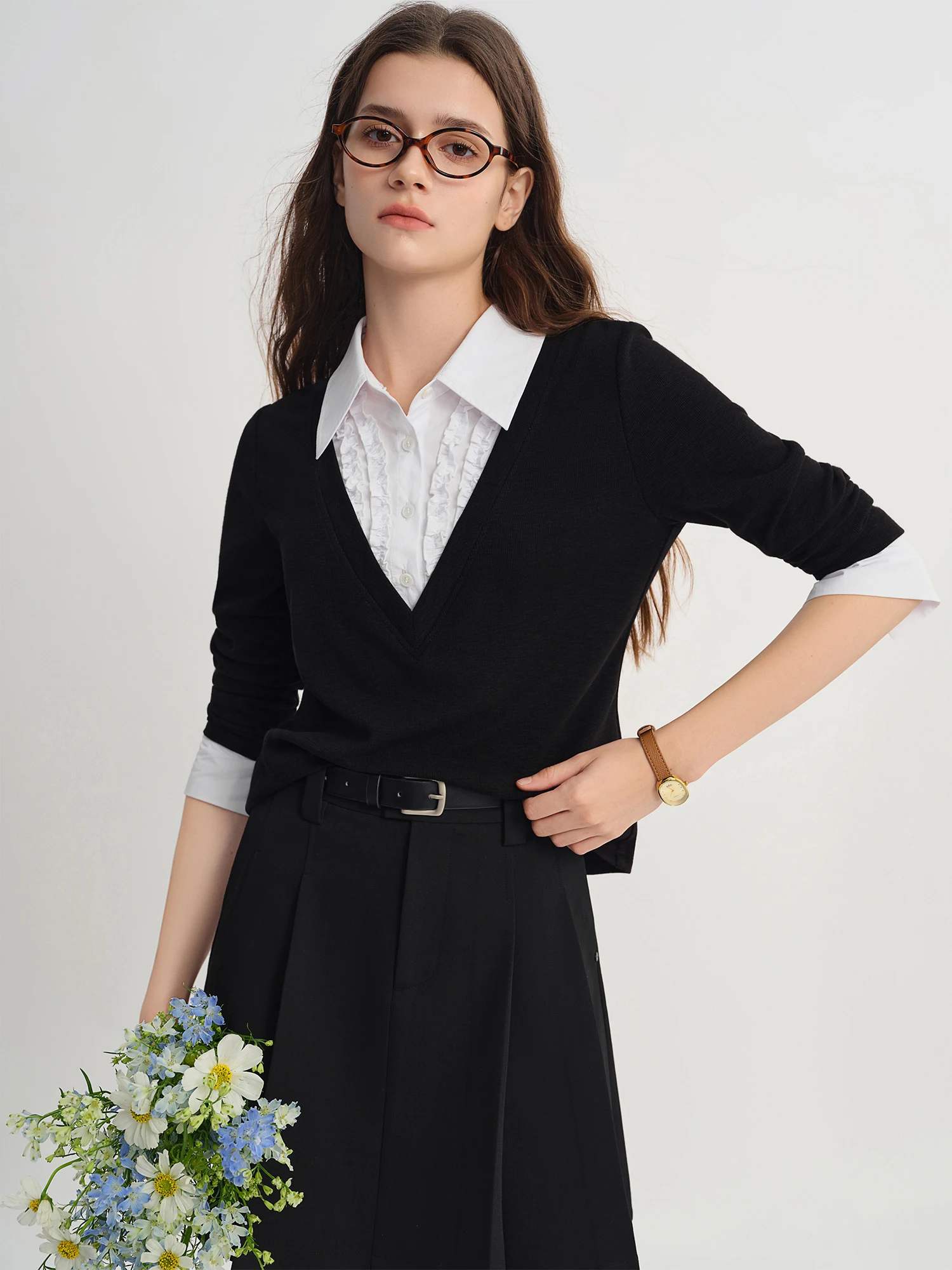 DUSHU プラスサイズの女性の偽ツーピース長袖パッチワークシャツ 2025 秋新着ニットプルオーバーファッション通勤トップ