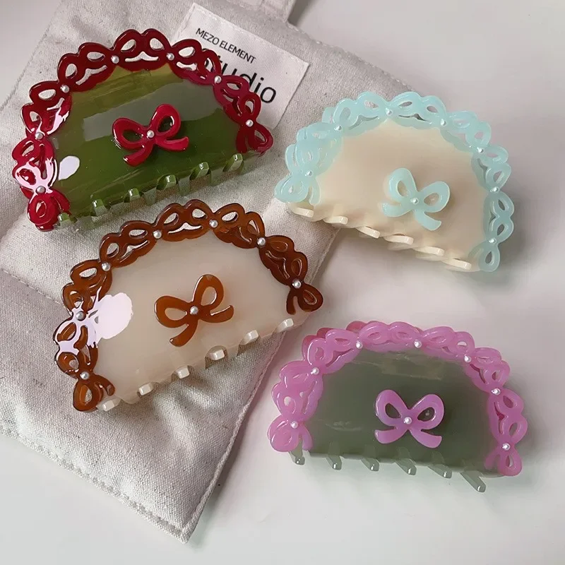 

BYL New High-end Sweet Bow Clip Acetate Hair Clips Hollow Pearl Color Blocking Design Crab Clip Female Hair Accessories