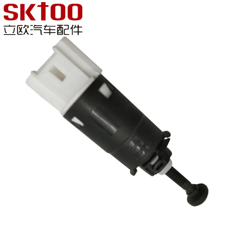 

93197675 Car Engine Brake Reverse Light Switch for Opel Renault OEM 8200168238 SKTOO Wholesale High Quality Accesorios Para Auto