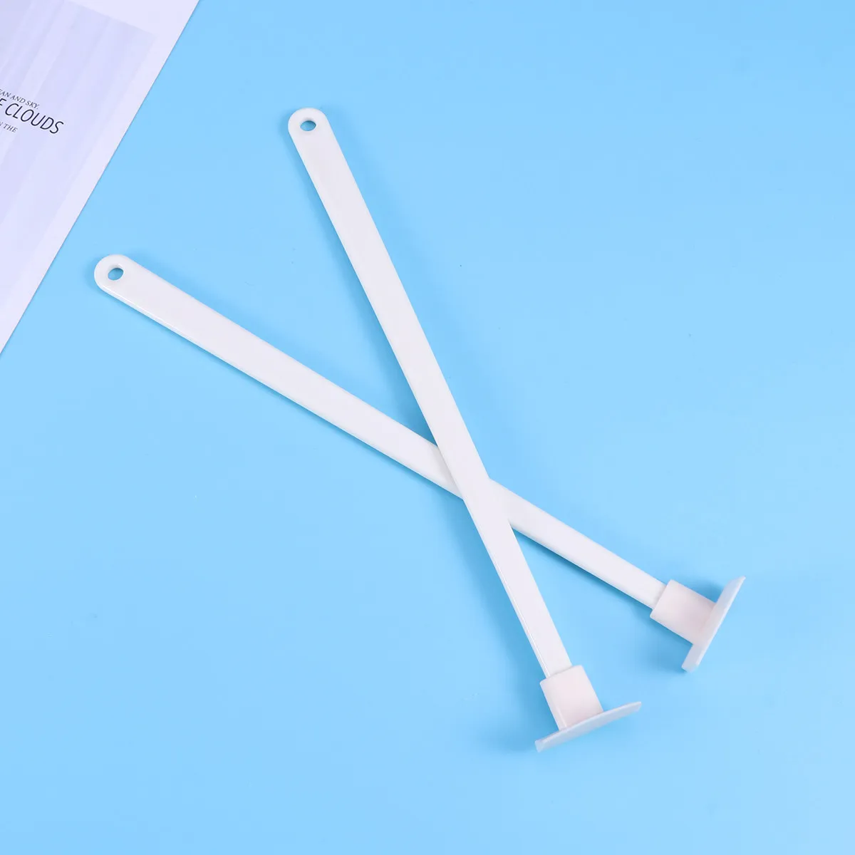 2Pcs Premium Silicone Bottle Scraper Long Handle Spatula for Jam Marmalade Creams Shampoo Conditioner Foundation