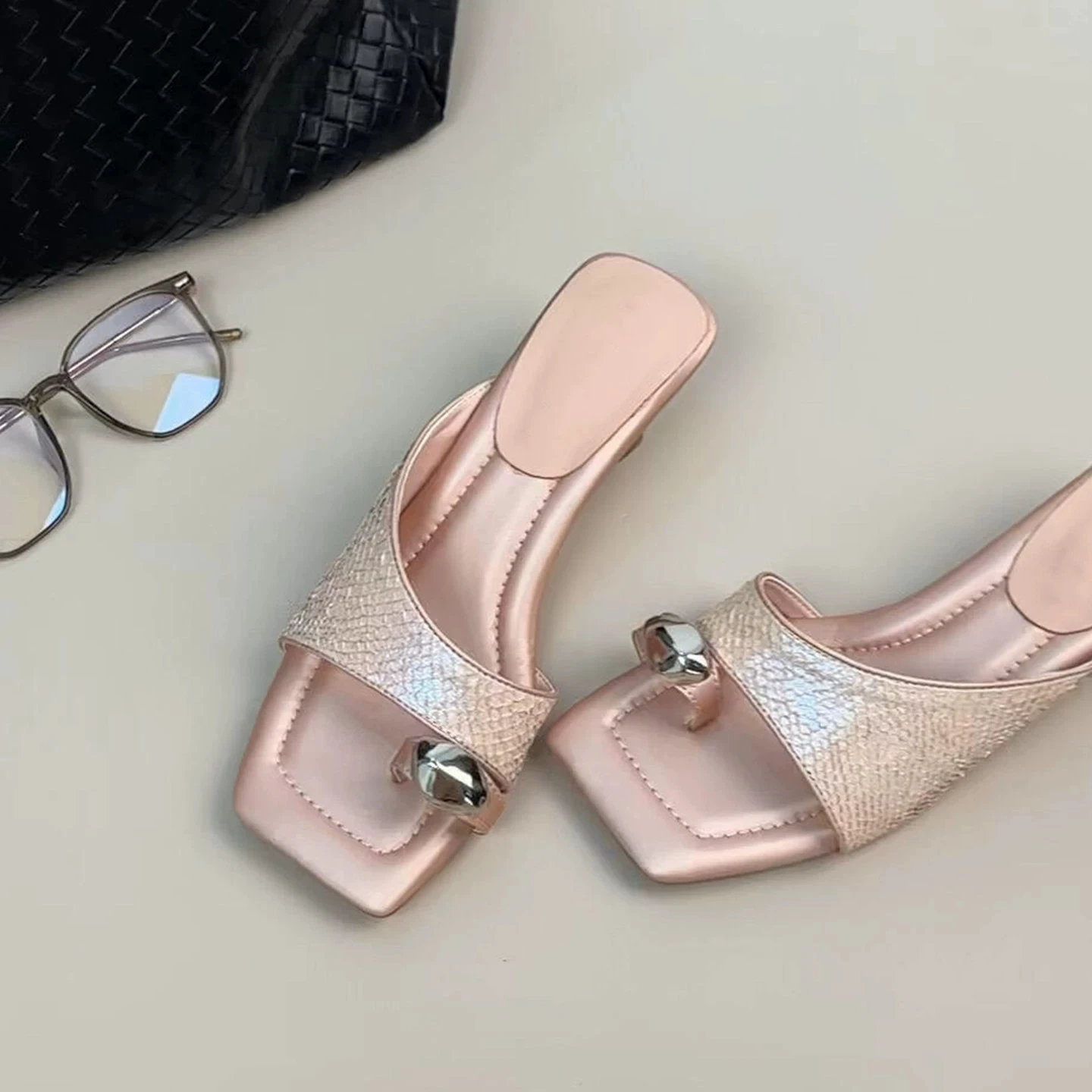 NEW Elegant Tillehead Fish Pattern Cover Toe Shaped Wedge Heel Fashion and Versatile Outside Open Toe Sandals and Slippers