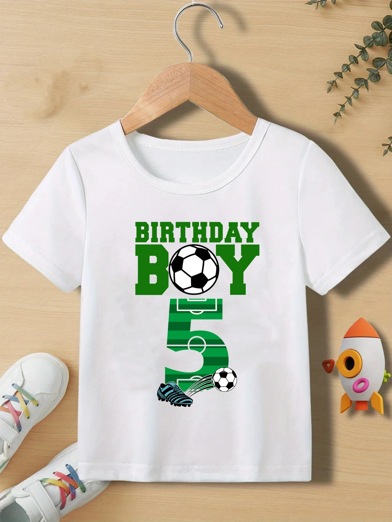 Unisex-Kinder-T-Shirt mit Fußball-Aufdruck, trendiges Nummernmuster 5/6/7, leichte Baumwolle, sommerliches, lässiges Kurzarmshirt