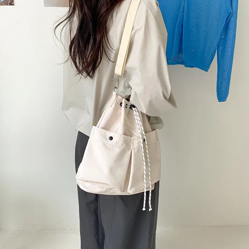 

Nylon Drawstring Hobo Bag for Women 2025 Autumn New Korean Style Minimalist Crossbody Shoulder Bag Casual Tote Handbags