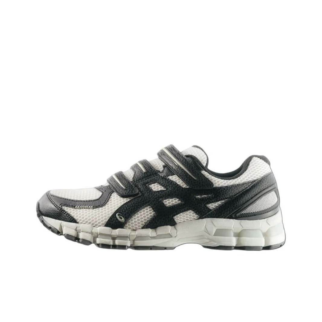 

ASICS Gel Kayano 20 Hal Studios Bone 1203A499-250