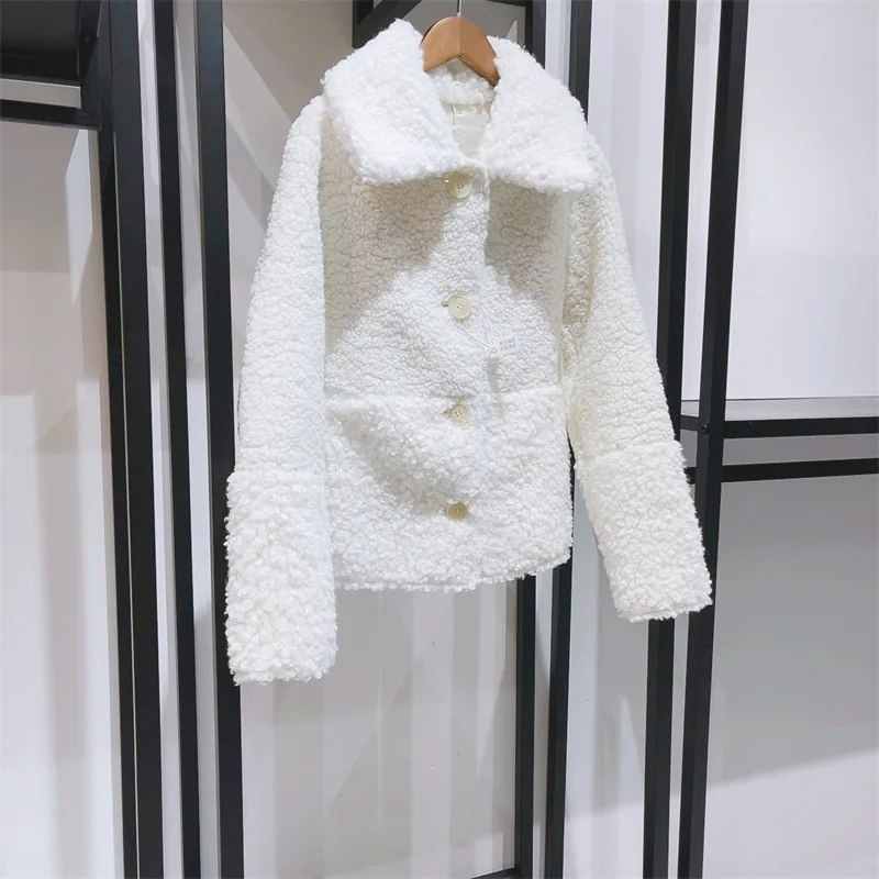 Cappotto da donna colletto rovesciato monopetto Casual sciolto inverno nuove signore Splicing giacca di peluche