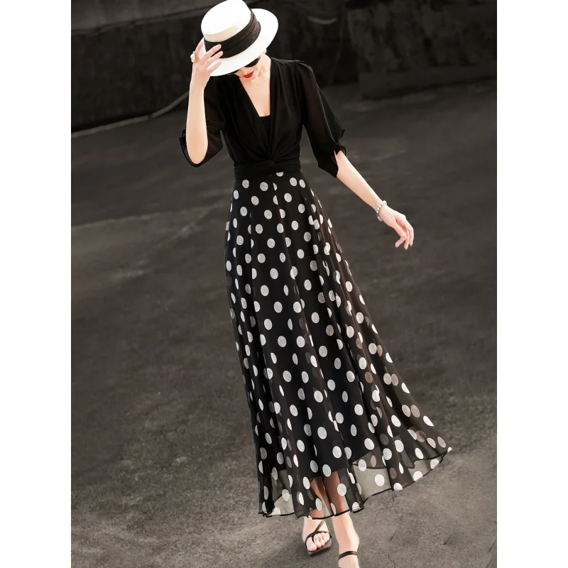 

MEXCOCO 2026 Summer New French Elegant 2 Piece Set Waist Tie Top Polka Dot Skirt Women