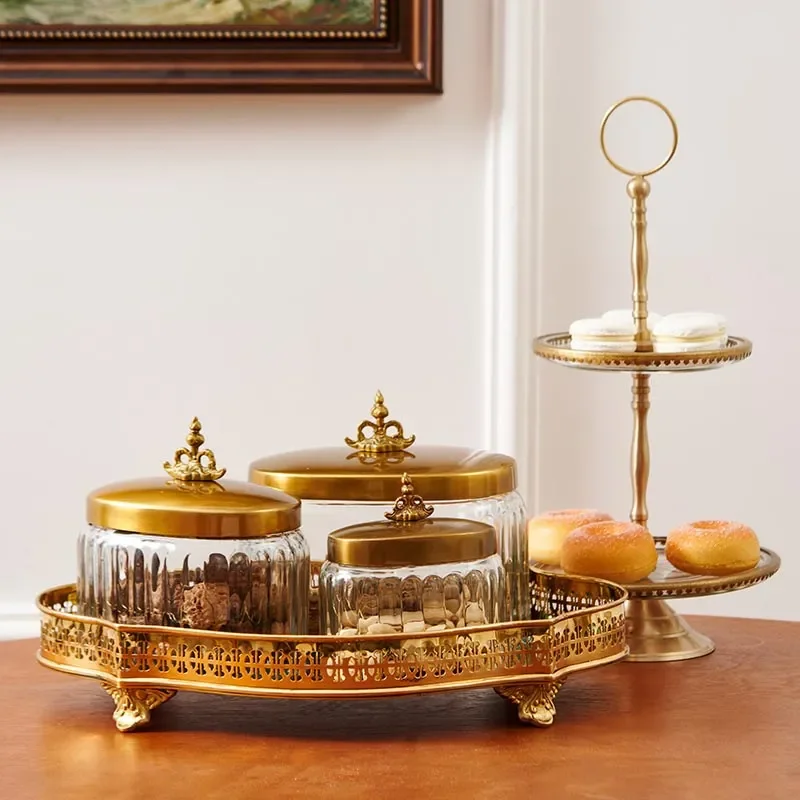 Luxury Oval Glass Storage Jar with Brass Lid Creative European Style Desktop Ornament for Home Decor Elegant Sarada Container