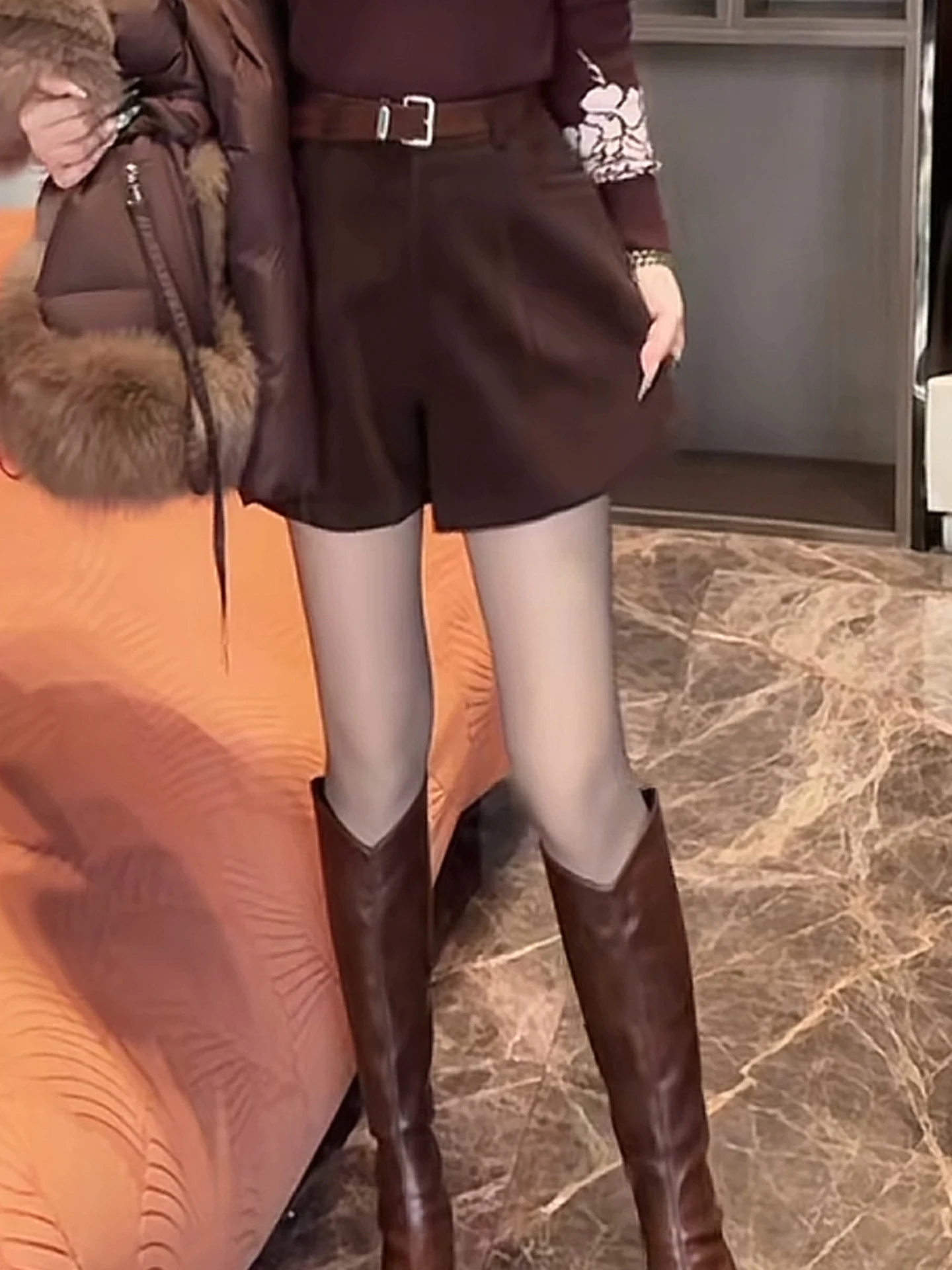 

Брюки с высокой талией для женщин, модный ретро-дизайн, универсальные, стройнящие, А-силуэт, широкие штанины, брюки-клеш, новинка зимы