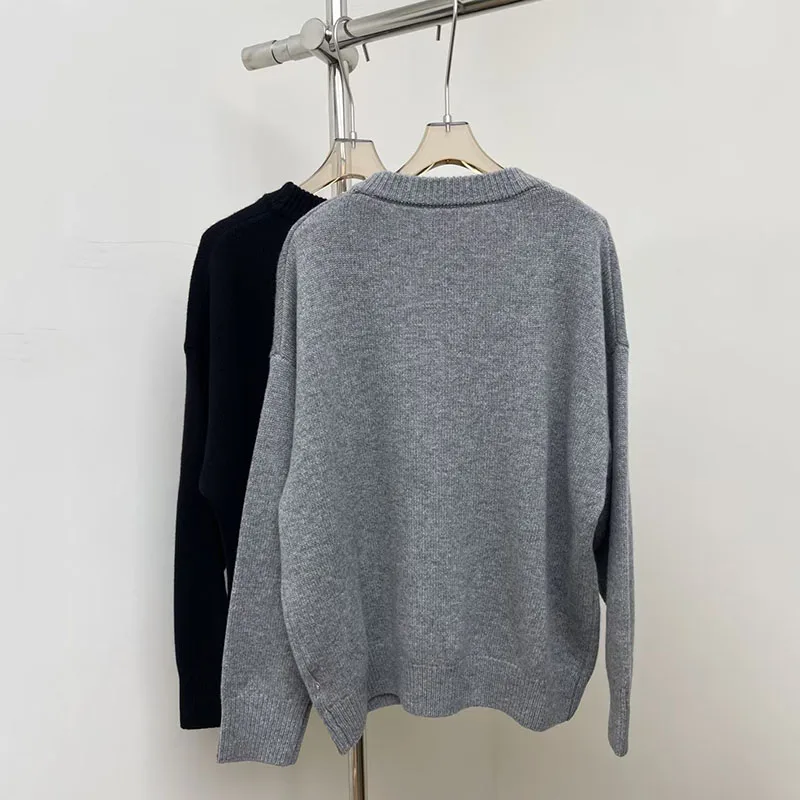 Suéter de malha feminino, pulôver solto com decote em u, suéter de viagem de alta qualidade, top casual versátil, primavera 2026 nova chegada, y2k