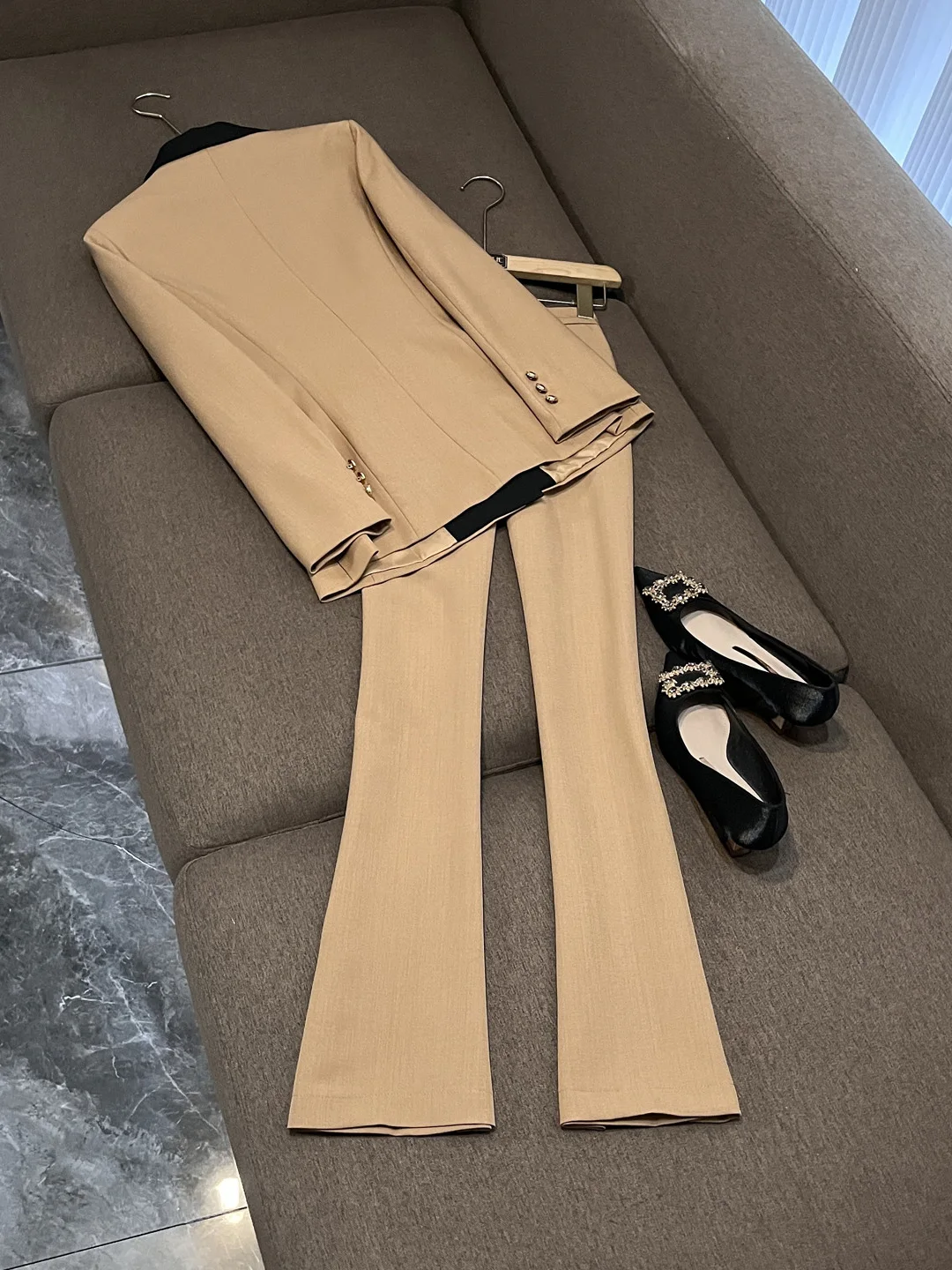 طقم بدلة نسائية من Ele ملابس عمل Sle للخريف والشتاء طويلة مصممة خصيصًا للتنقل Faion مظهر Godd الاحترافي