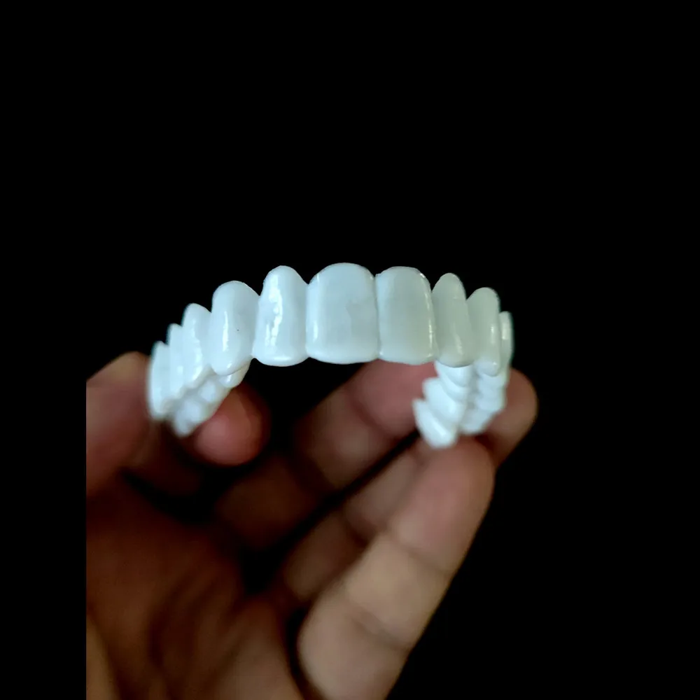 Big Size Silicone Gel Dental Hygiene Snap on Perfect Smile  Fake Teeth Cover Bleach Veneers Dentures Braces Whitening Brace Mold