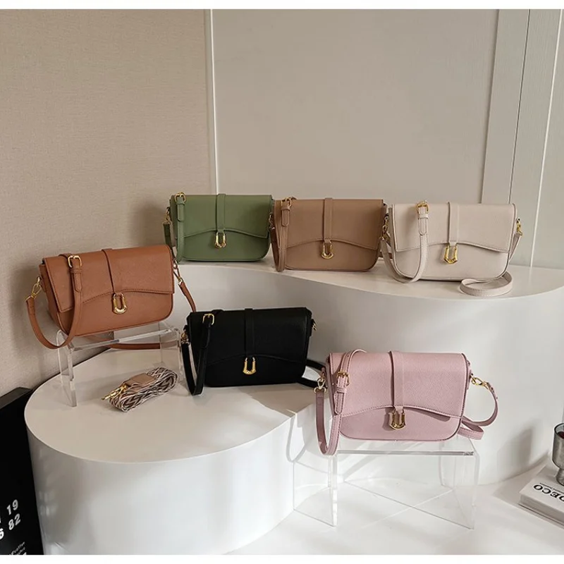 高級レザーで作られたハイエンドの女性用ショルダーバッグ、トレンディなパリのヴィンテージスタイル、広々としたソフトなデイリーユース、洗練された外観 ​