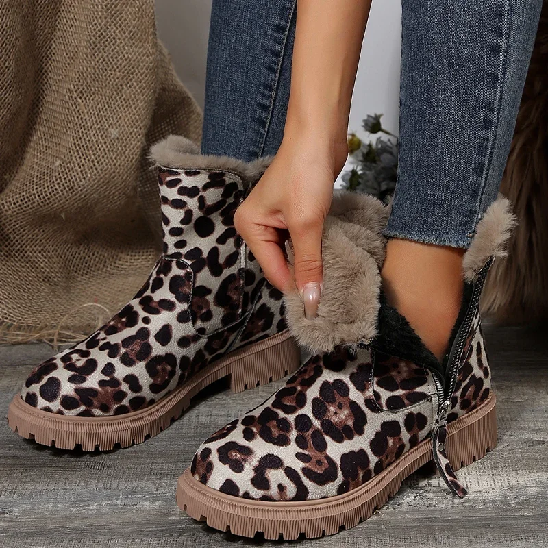 Ciepłe futrzane damskie zamszowe buty na średnim obcasie Casual Designer Leopard Femme Shoes Winter 2024 New Short Plush Walking Chelsea Boots