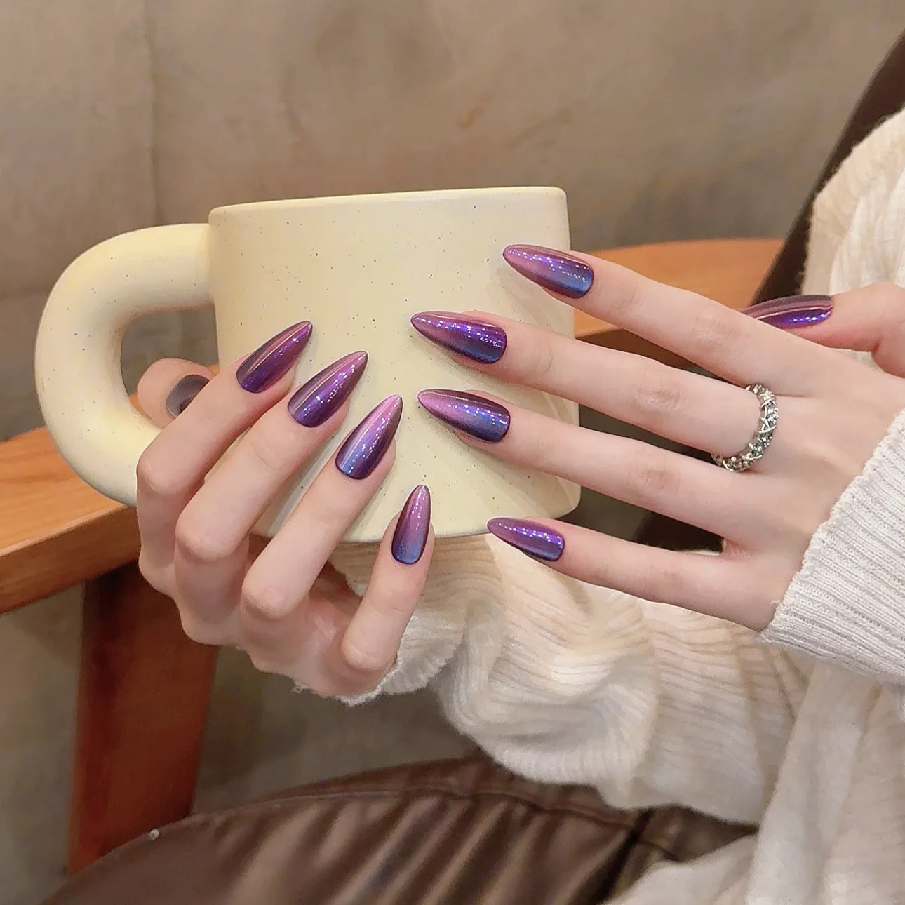 YH001-30 Handmade Press on Nail 10pcs Dreamy flowing light blue cat eyes appear white spicy girl cool style fake nail patch