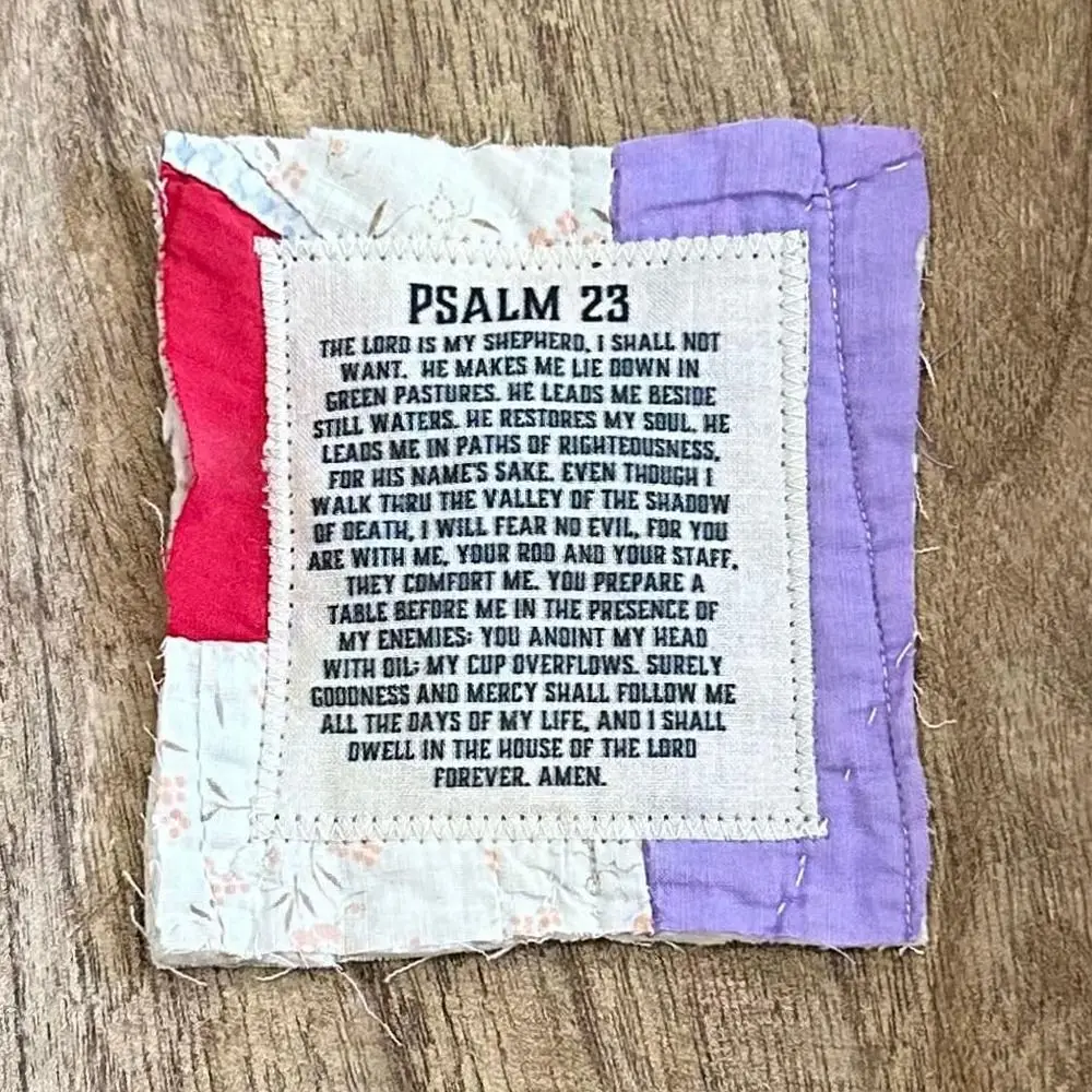 New Individually Colorful Pocket Prayer Quilt with Cross Inside Prayer Gifts Symbolism Poems Quilts Christmas Gifts