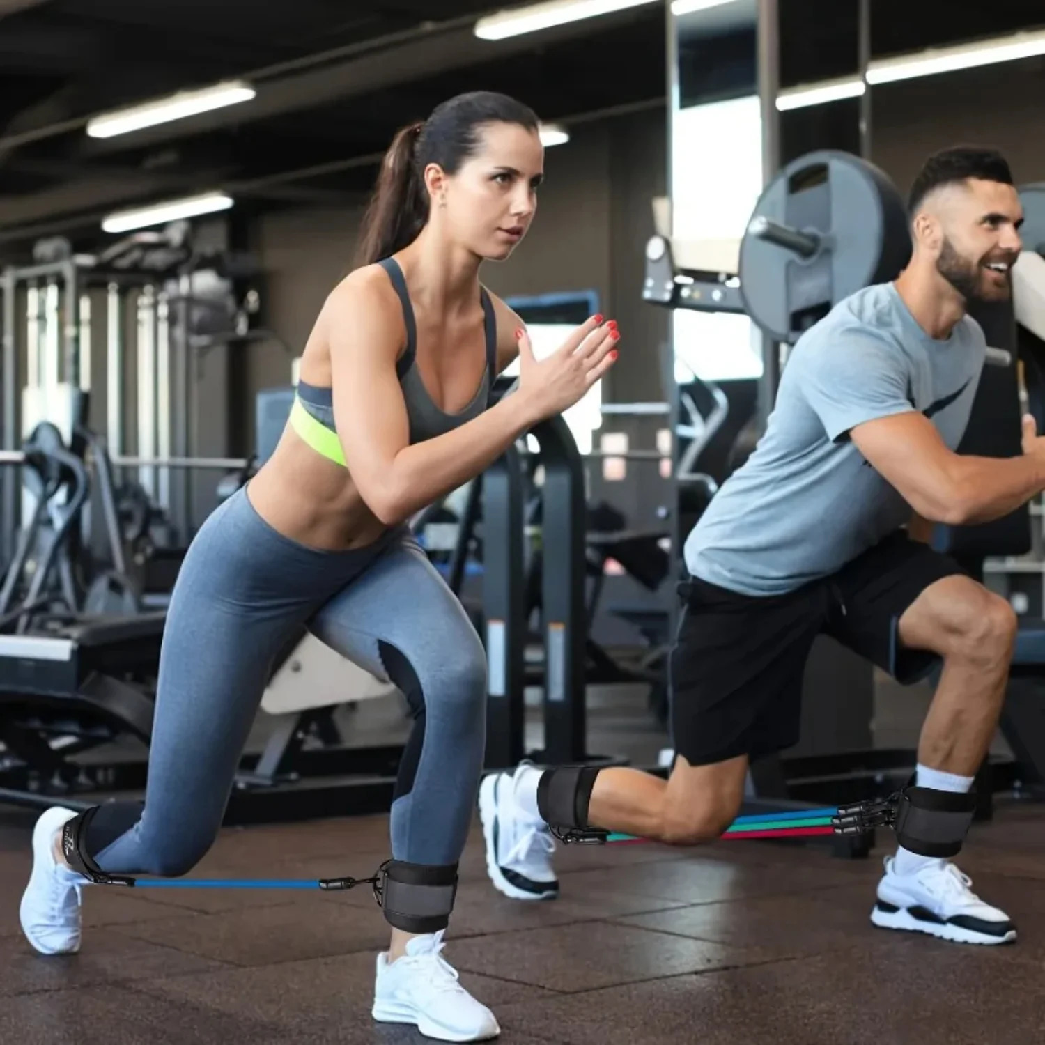 [ "Conjunto de faixas de resistência profissionais para treinamento de peso de equipamentos de ginástica de musculação", "Extensor de treino de elásticos de borracha