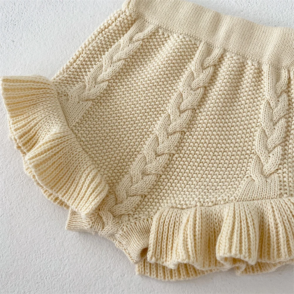 Spanish Style Baby Knitted Ruffle Bloomers for Girls Shorts Thick Warm Toddler Kids Boys Pants Autumn Winter Bloomers