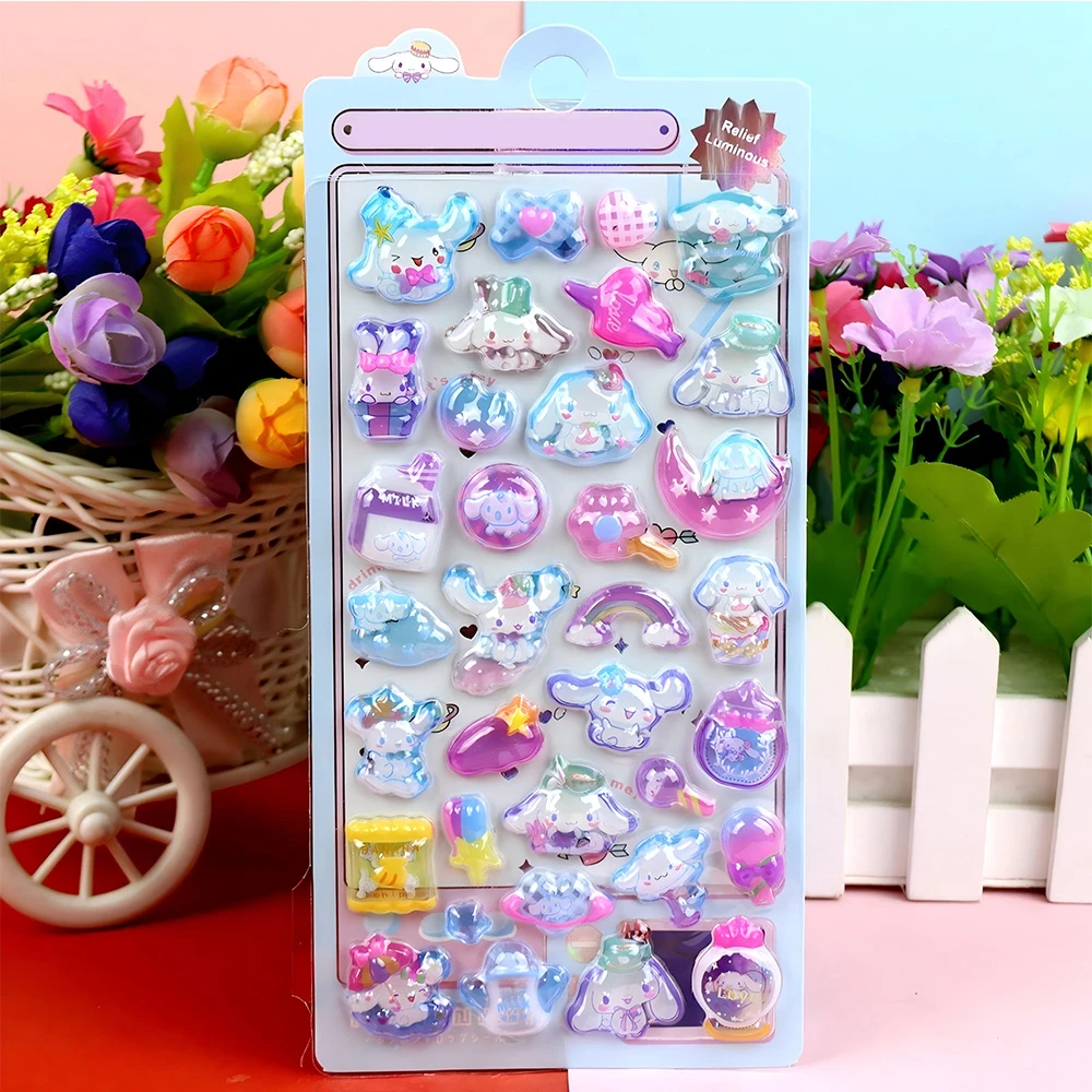 Lichtgevende Leuke Sanrio 3D Relief Stickers Kawaii Meisjes Kuromi Cinnamoroll My Melody Crystal Decals Kids Decoratie Sticker Packs