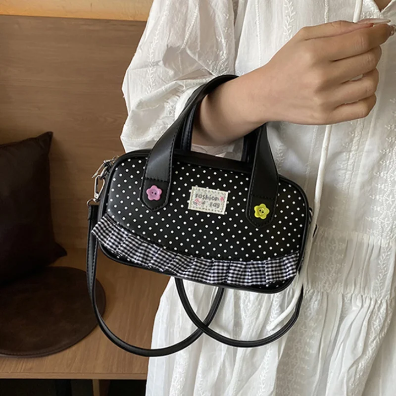 

Мини-сумка-боулинг в горошек с рюшами из гингем-ткани, милым цветочным декором, универсальная сумка с верхней ручкой и ремнем через плечо, стильная сумка для повседневного использования.