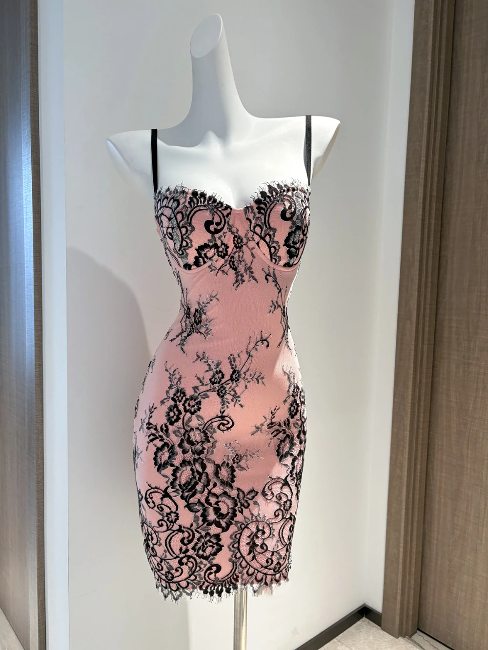 

Новый дизайн 2021, сексуальное кружевное розовое короткое платье принцессы без рукавов, элегантное женское вечернее платье для празднования дня рождения, коктейльные платья