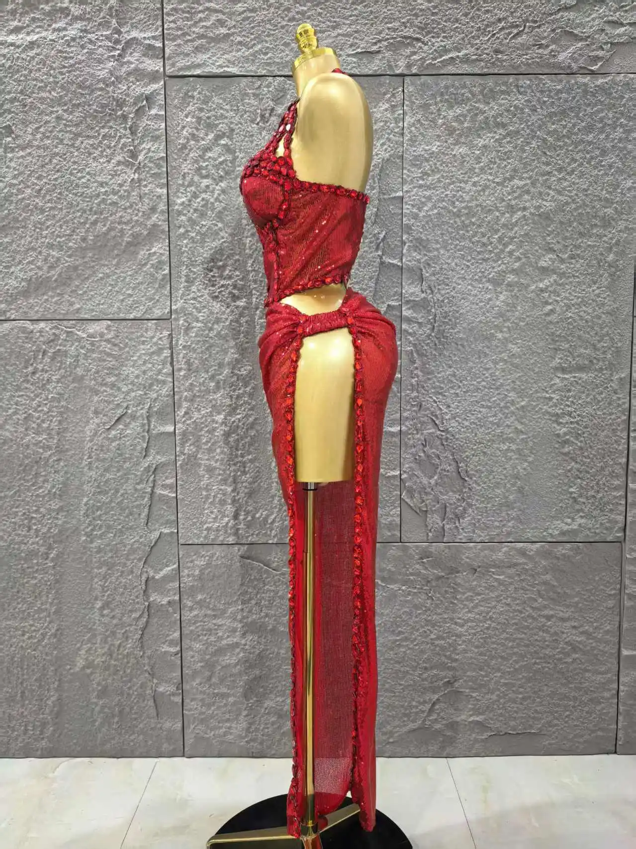 魅力的な豪華な輝くダイヤモンドスパンコールの赤いロングドレス2点セット、新作レディースイブニングドレス、誕生日パーティー、ナイトクラブ、ステージに