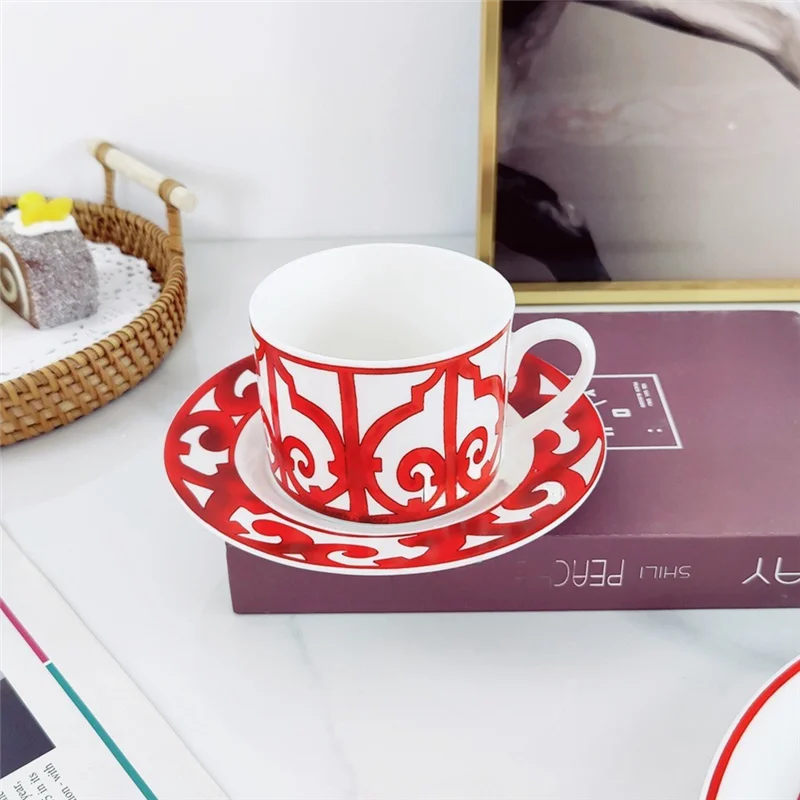 ABKY-Coffee Cup And Plate Set Court Bone China Afternoon Tea Cup Coffee Cups And Saucers Luxury Couple Home Cup And Plate