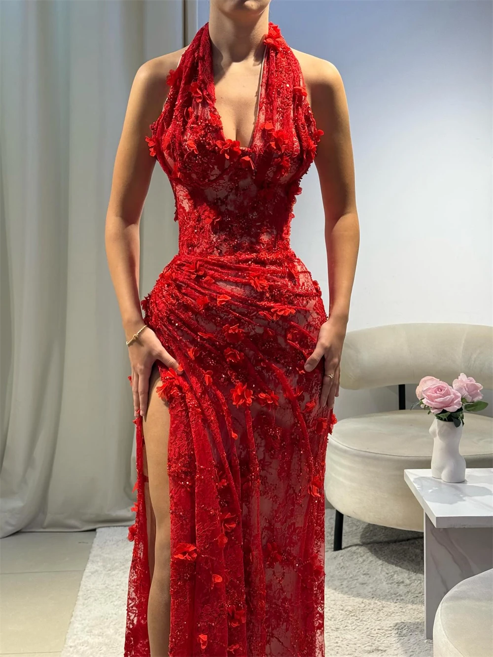 Sansa Personalizzato Rosso Sirena Spacco Laterale Fiore 3D Vestito Da Promenade Sexy Halter Neck Pieghe Abiti De Noche Pavimento-Lunghezza Abito Formale