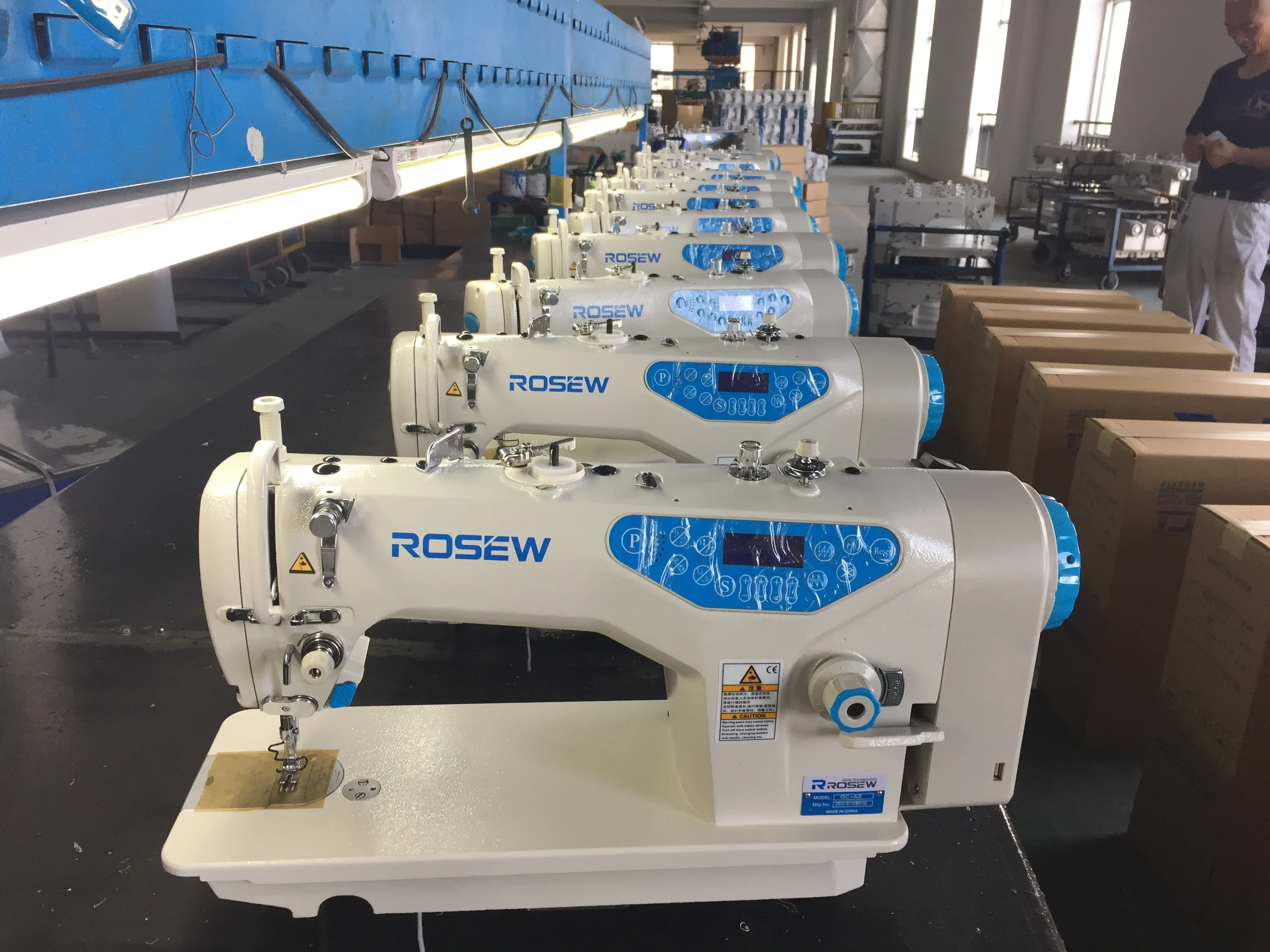 Gc-R5 Modern Fully Automatic High-Speed Lockstitch Computerized Directly Drive Sewing Machine