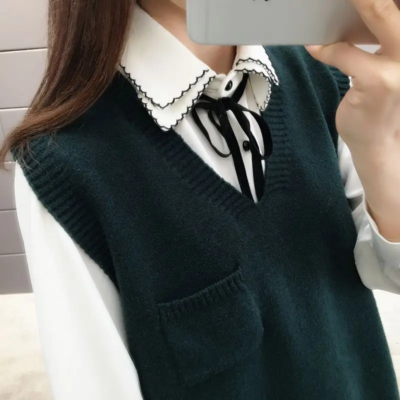 Casual Basic Knitted Sweater Vest Women\'s Clothing Korean V-Neck Autumn Winter Solid Color Stylish Pockets Sleeveless Jumpers