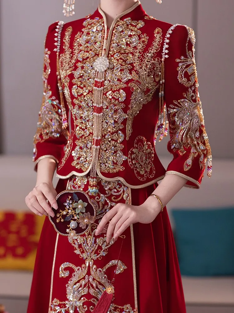 New Chinese-style wedding dress toasting and for brides