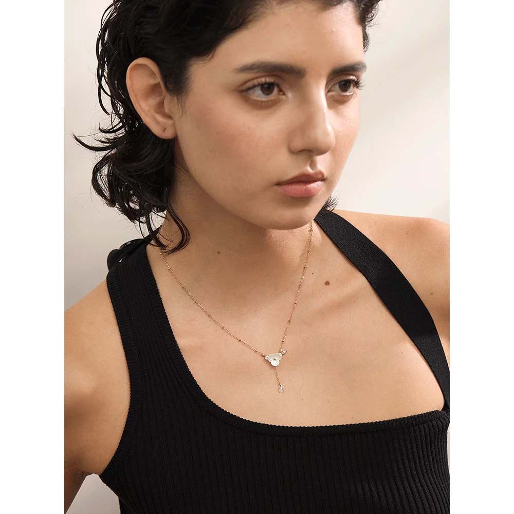 Yhpup Chic Elegant Imitation Shell Flower Chain Zircon Pendant Necklace for Women Stainless Steel Fashion Delicate Jewelry Gift