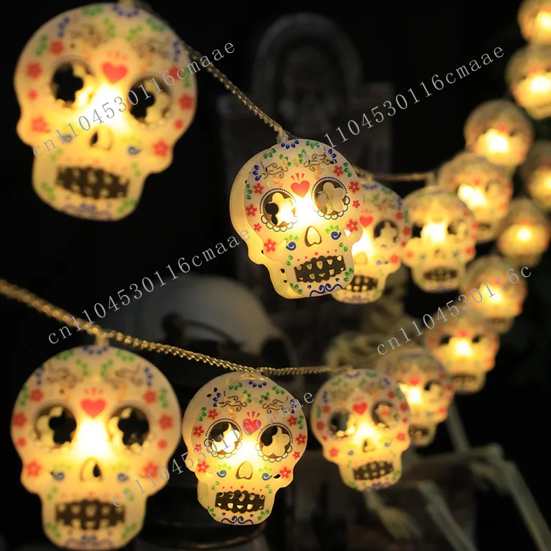 Halloween decorative lights, suitable for indoor and outdoor use, warm lighting enhances the festive atmosphere