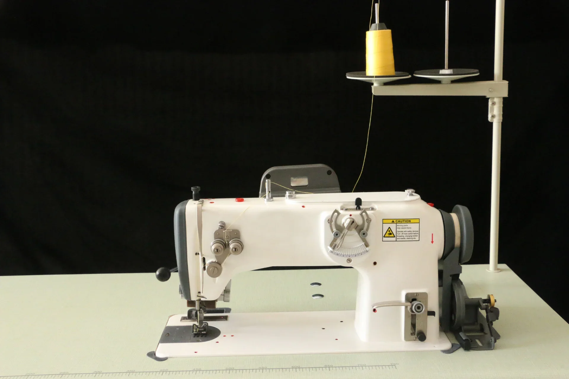 DS-5081 Industrial Zigzag Straight Stitch Sewing Machine